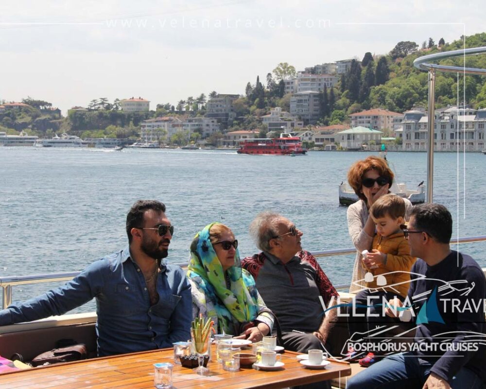 bosphorus lunch cruise