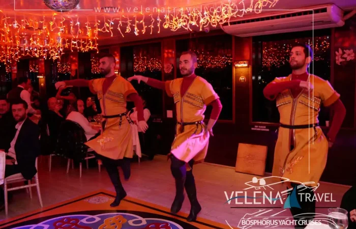 Istanbul Bosphorus Dinner Cruise and Turkish Night Show