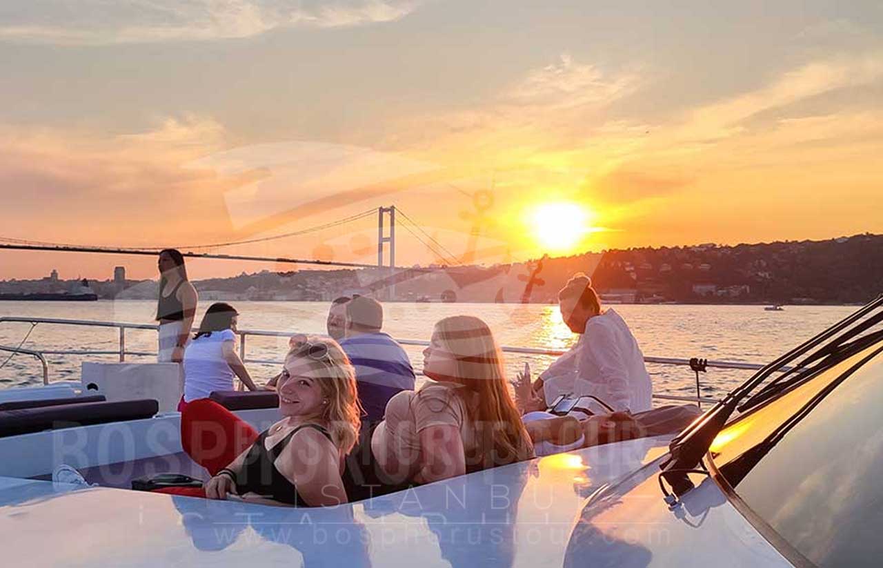 bosphorus sunset yacht cruise