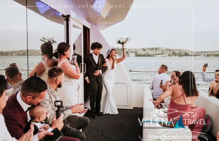 Istanbul Weddings on Luxury Yacht on Bosphorus